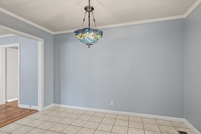 Building Photo - 2935 Arcadia Dr