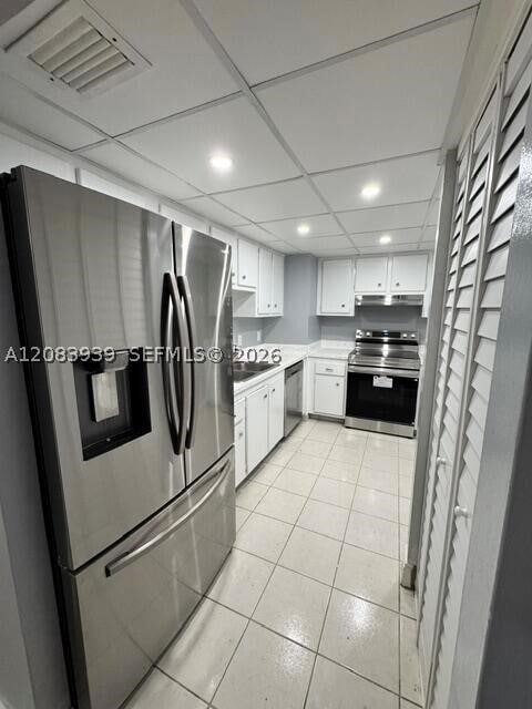 Building Photo - 5600 N Flagler Dr
