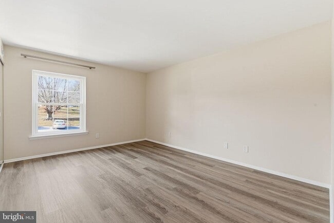 Building Photo - 463 Old Forge Crossing