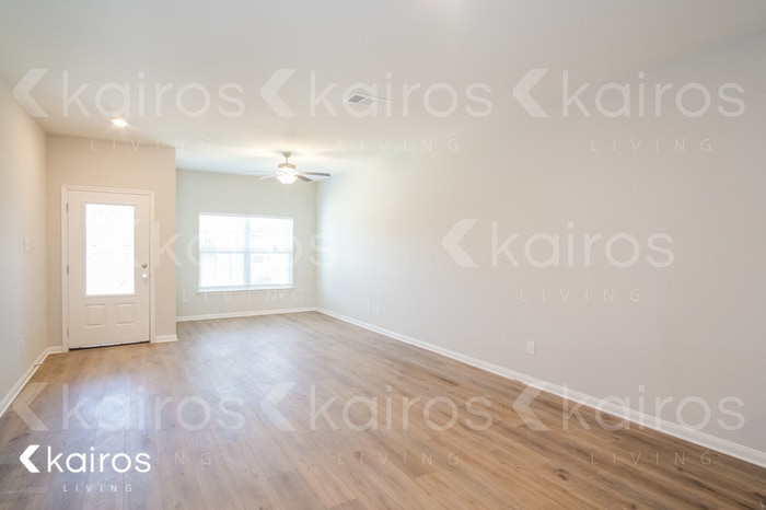 Building Photo - 117 Mount Vernon Way