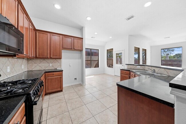 Building Photo - 17215 Fernchase Ct