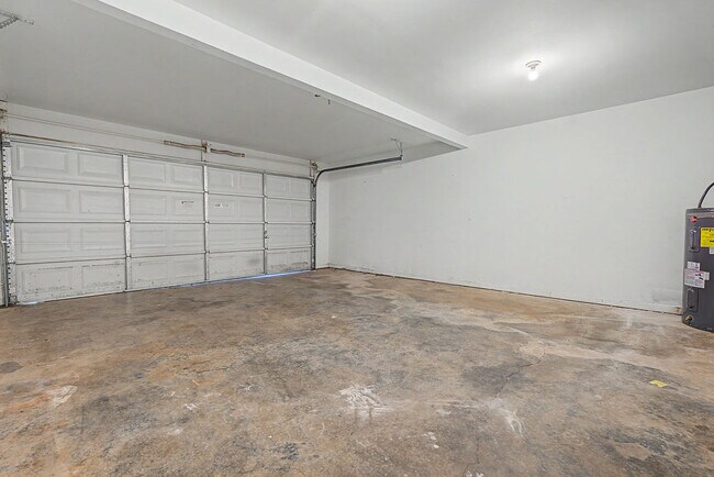 Building Photo - 511 Lavendula St