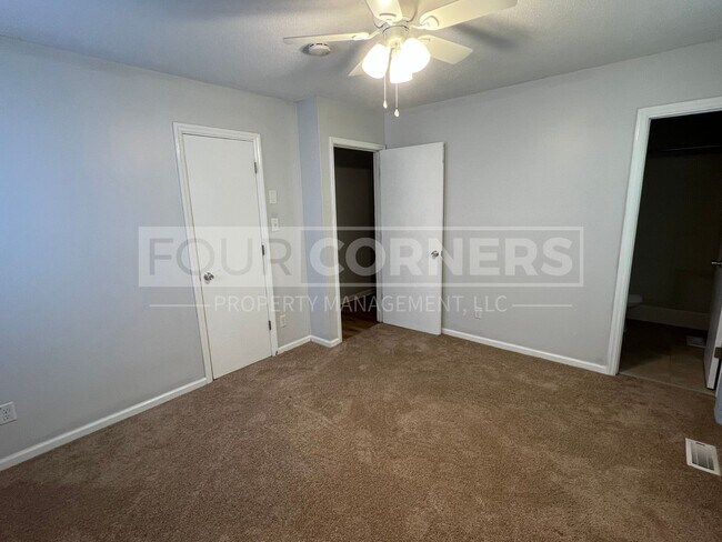 Building Photo - 1409 Waterloo Dr