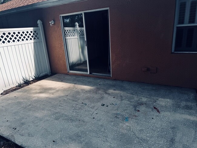 Building Photo - AVAILABLE NOW