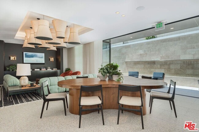 Building Photo - 10777 Wilshire Blvd