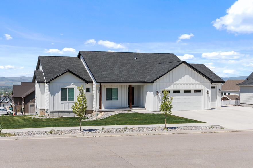 Building Photo - 277 S 1250 E