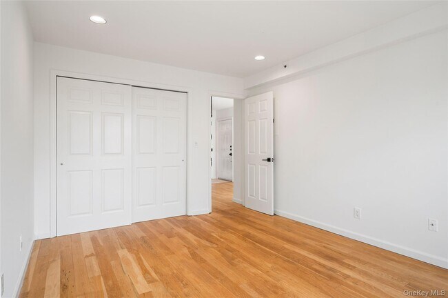 Building Photo - 130 N Kensico Ave