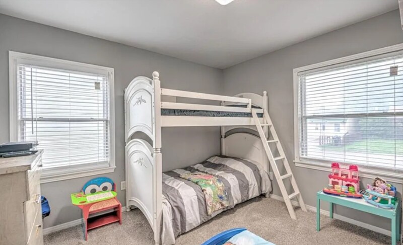 Building Photo - 20 S 28th St