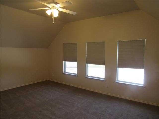 Building Photo - 1689 Sparrow Ct