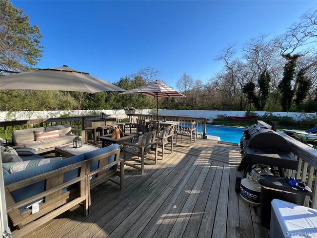 Building Photo - 30 Lewis Rd