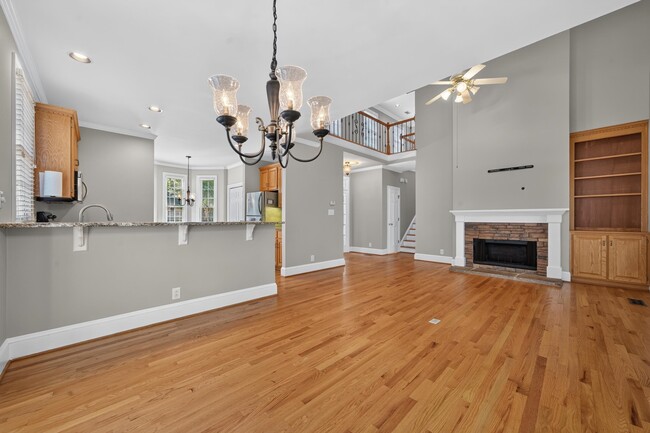 Building Photo - 113 7 Oaks Way