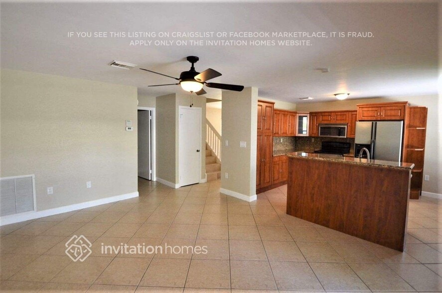 Building Photo - 19166 NW 13th Ct