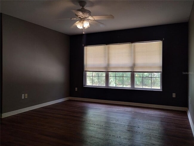 Building Photo - 138 SW Gremlin Way