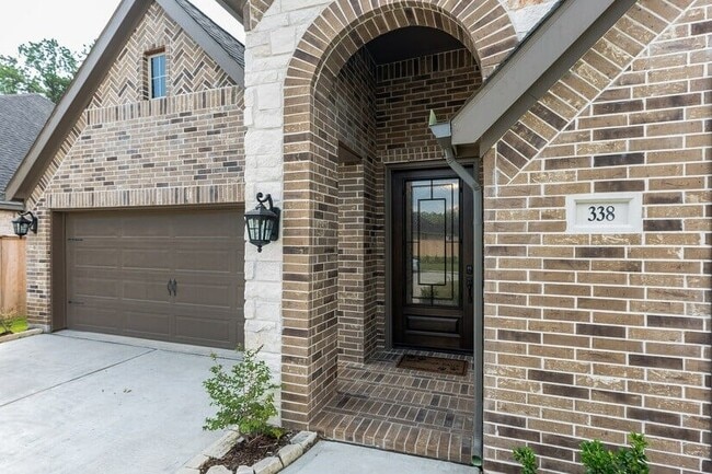 Building Photo - 338 Mistletoe Ridge Ct