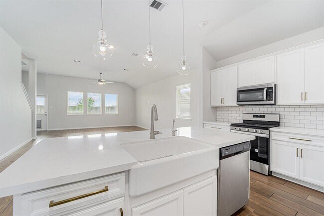 Building Photo - 7714 Squall Ln