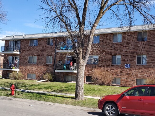 Building Photo - 402 30th Ave N