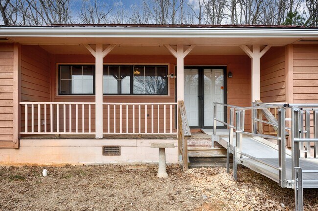 Building Photo - 195 AL-79