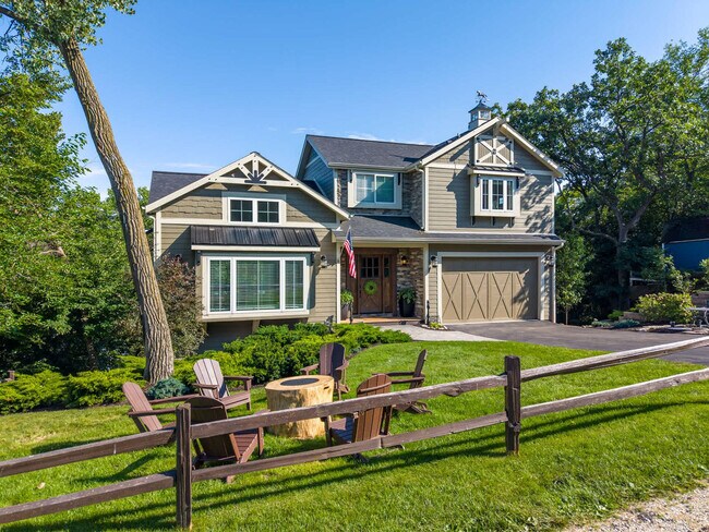 Building Photo - W5681 Ridge Rd