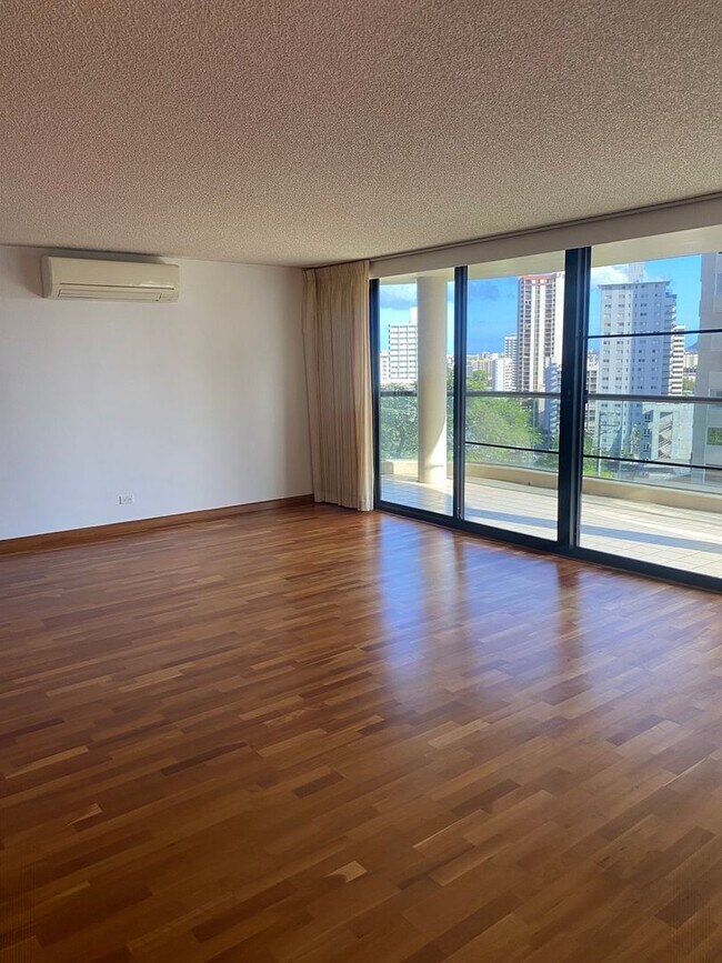 Building Photo - 1015 Wilder Ave