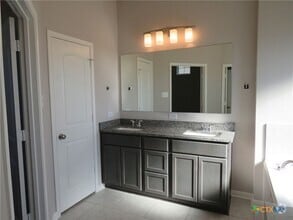 Building Photo - 6308 Golden Gate Dr