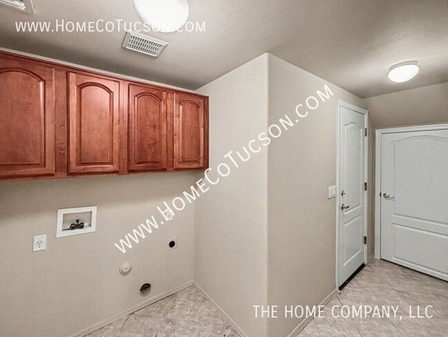 Building Photo - 7713 E Pristine Pl