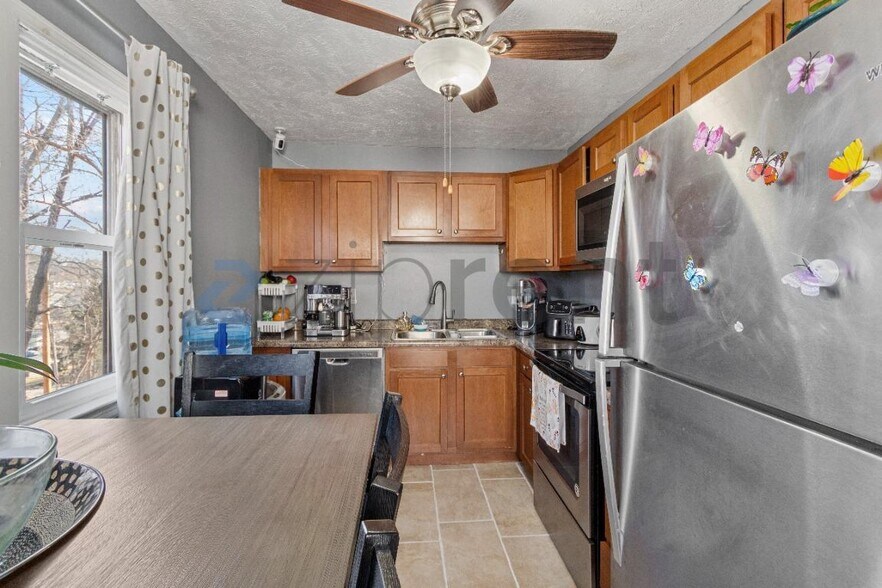 Building Photo - 4019 N 44th St