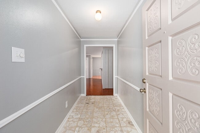 Building Photo - 5502 Forest Timbers Dr