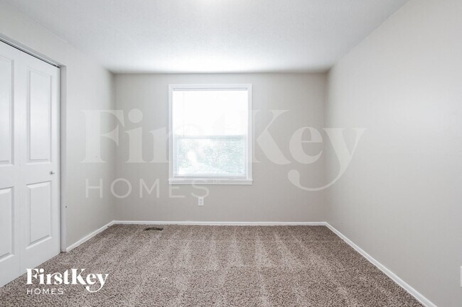 Building Photo - 1646 Moores Ct