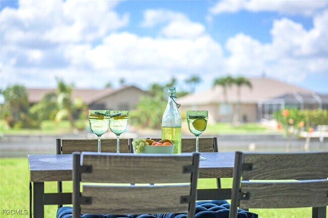 Building Photo - 1930 NE 2nd Terrace