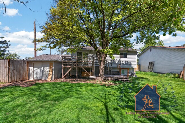 Building Photo - 510 Elmwood Dr