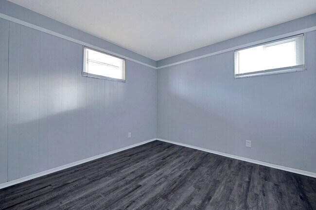 Building Photo - 2137 Toni St