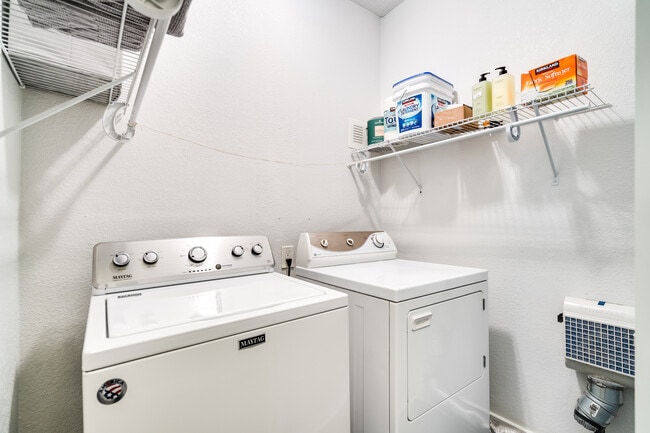 Building Photo - 4411 Logan St