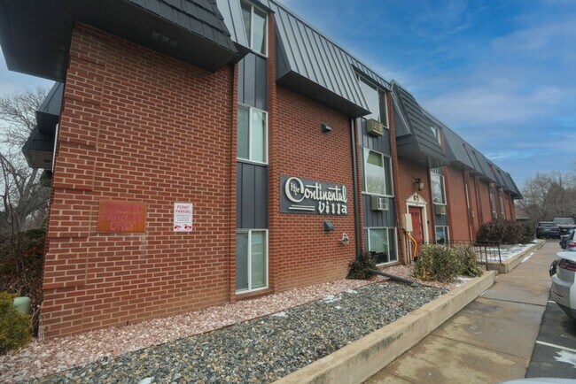 Building Photo - Robertson1001 (KC-JF-NB)