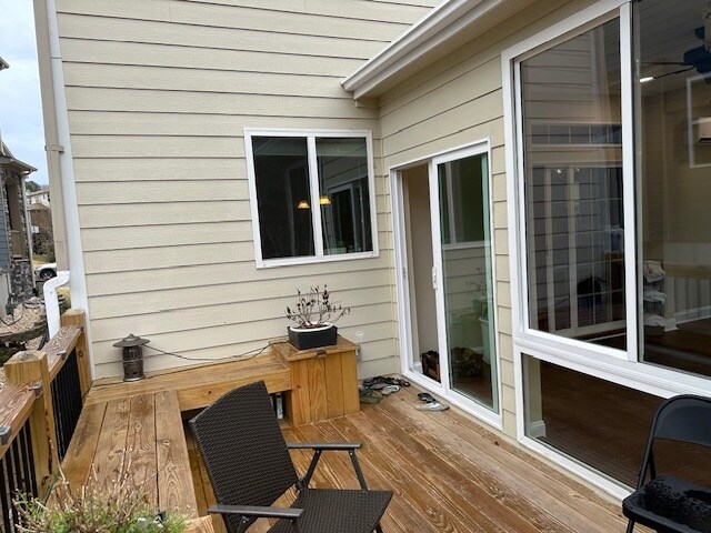 Building Photo - 521 Pilot Hill Dr