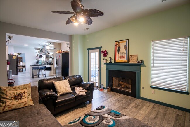 Building Photo - 1582 Ewing Farm Dr