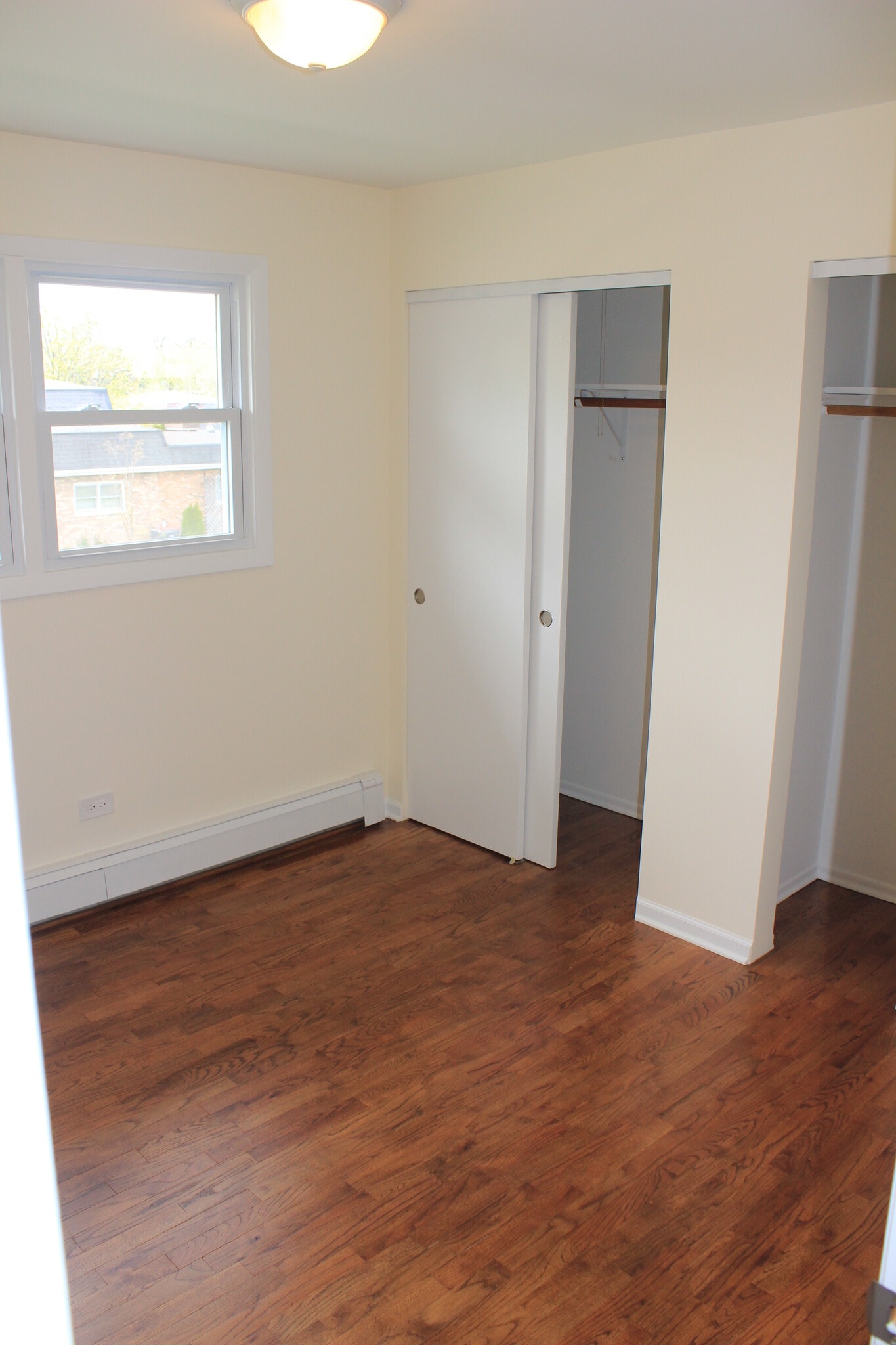 Building Photo - 14437 S Ravinia Ave