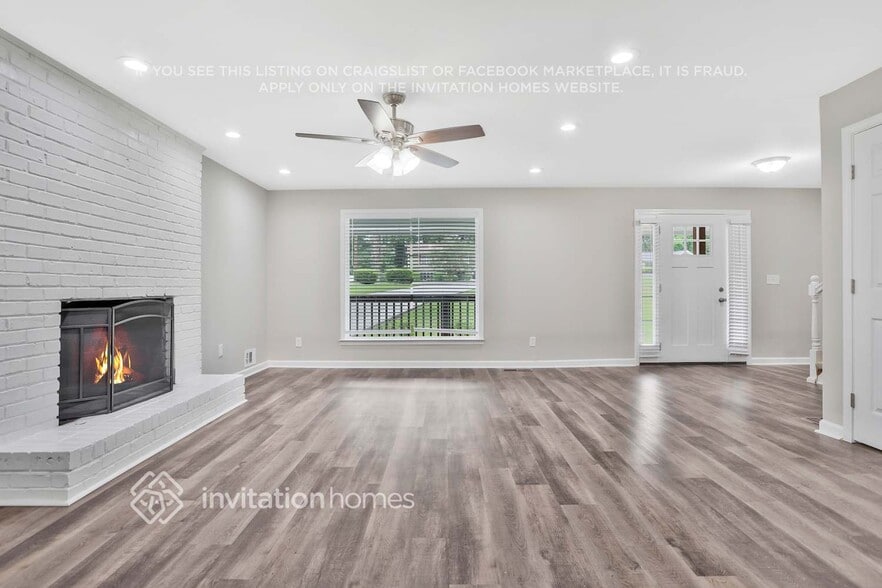 Building Photo - 3809 Butternut Dr