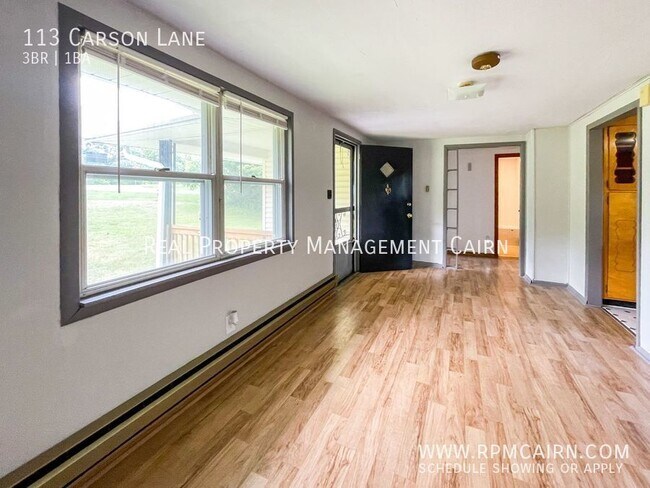Building Photo - Three Bedrooms, One Bath Off Rt 130