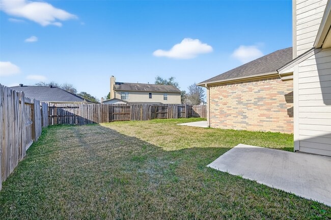 Building Photo - 3126 Lakefield Way