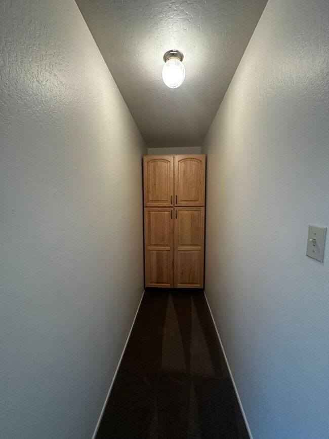 Building Photo - Downtown Benicia Duplex