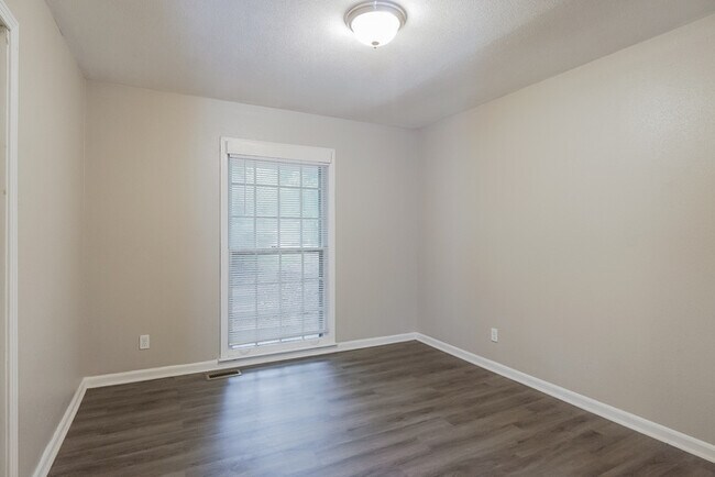 Building Photo - Charming 3-Bedroom Home in Tuscaloosa, AL