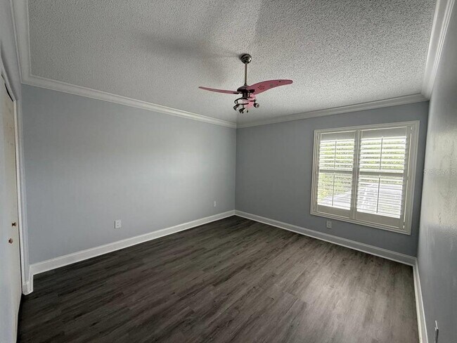 Building Photo - 1314 Key W Ct