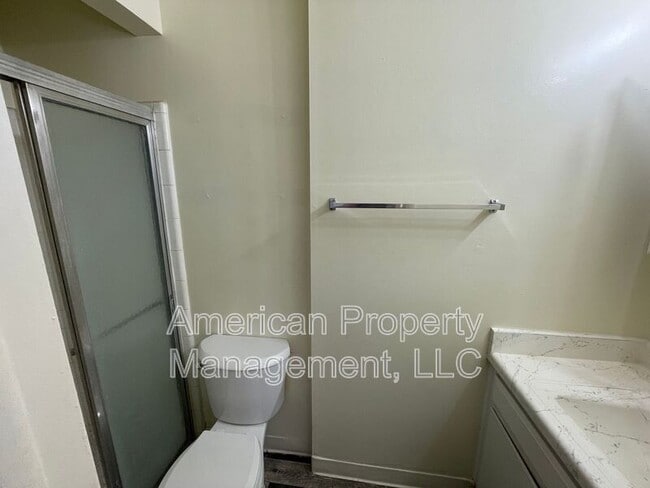 Building Photo - 1596 S 67th E Ave