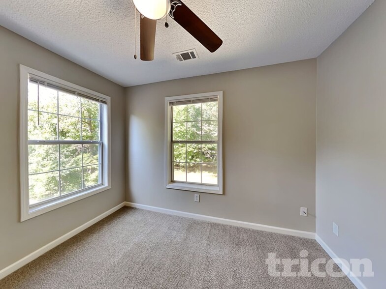 Building Photo - 313 Westchester Way