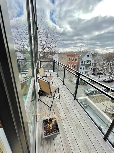 Building Photo - 3334 N Southport Ave