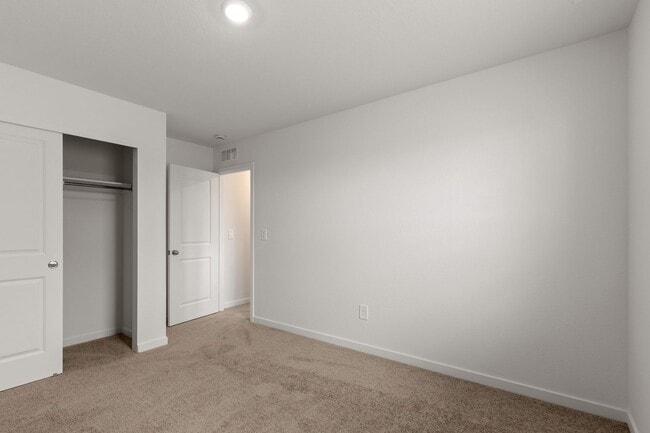 Building Photo - 6155 Drum Pl
