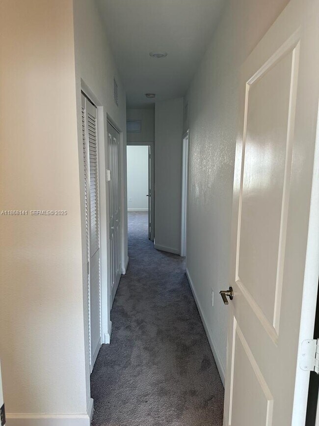 Building Photo - 11926 SW 245 Ter