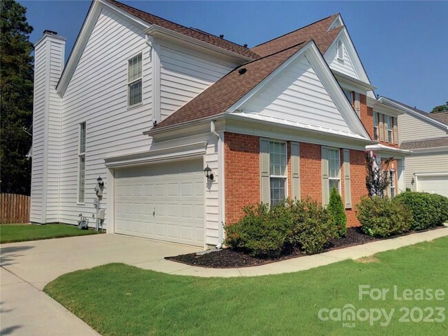 Building Photo - 11114 Knight Castle Dr