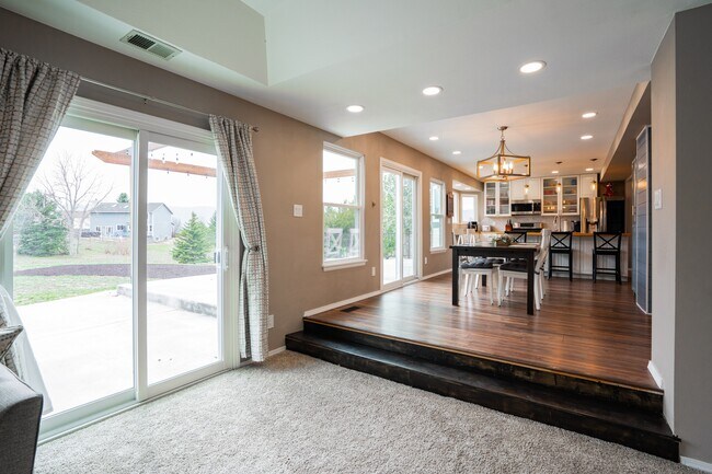 Building Photo - 850 Wuthering Heights Dr