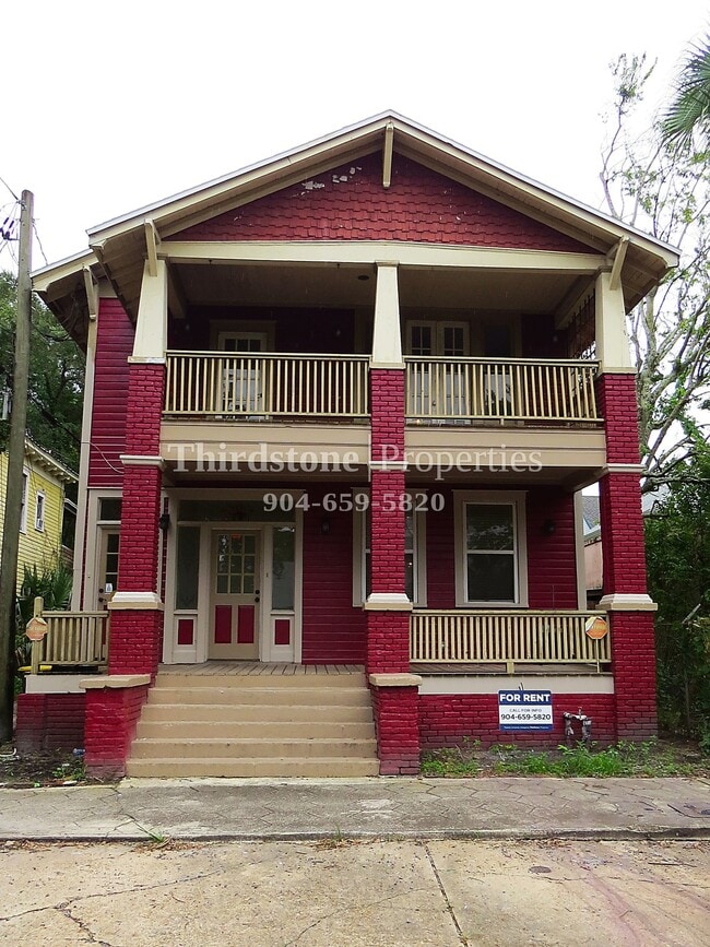 Building Photo - 212 E 6th St